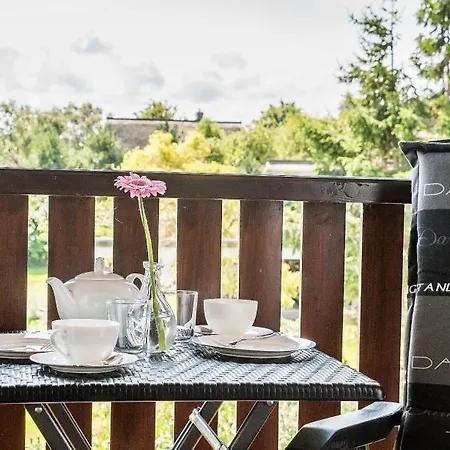 Haus Am Bodden 03 * Ahrenshoop